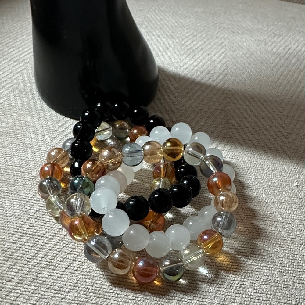 Bracelets Multi-Color Beaded Bracelet Set of (4) - Picture 5 of 5